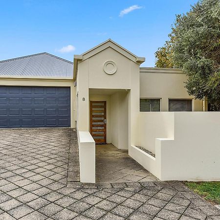 Apartment On Lake Terrace Mount Gambier Exterior photo